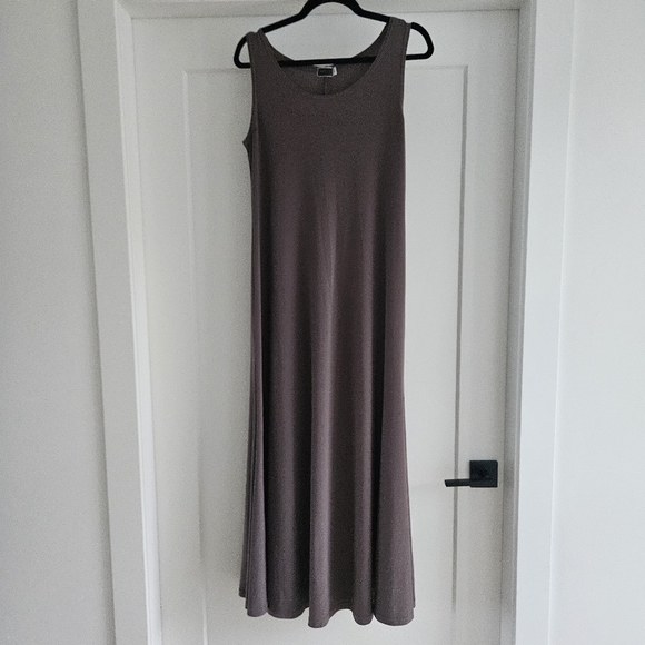 Sympli Dresses & Skirts - Sympli Taupe Sleeveless Midi Sheath Nu Tank Dress Size 8 Stretch